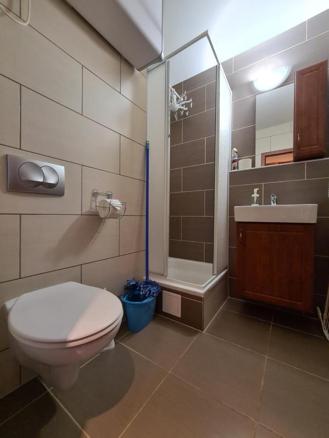 Surman Apartmanok Siofok Ngoại thất bức ảnh
