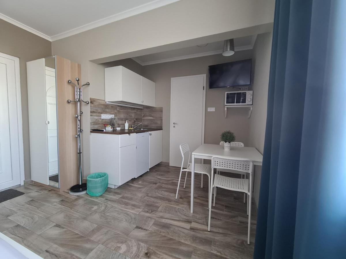Surman Apartmanok Siofok Ngoại thất bức ảnh