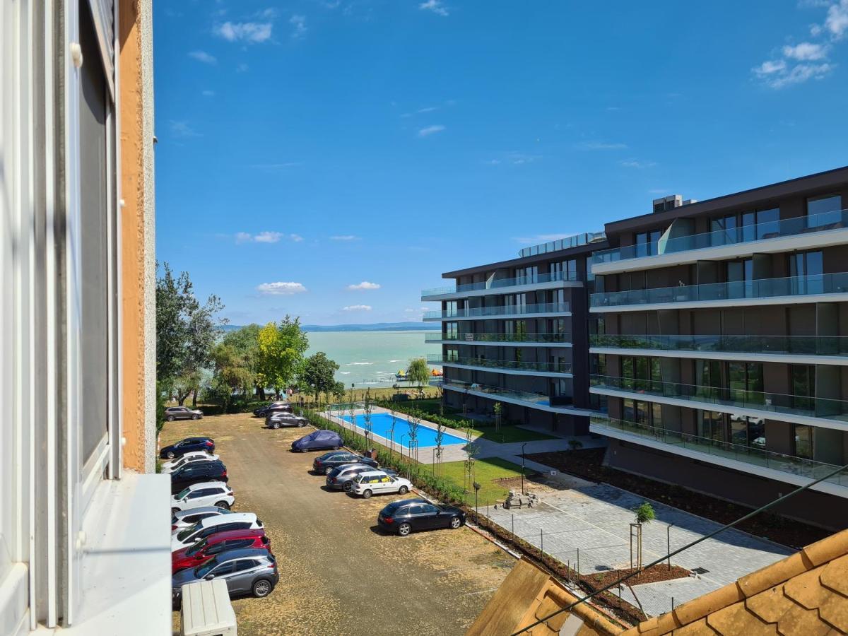 Surman Apartmanok Siofok Ngoại thất bức ảnh