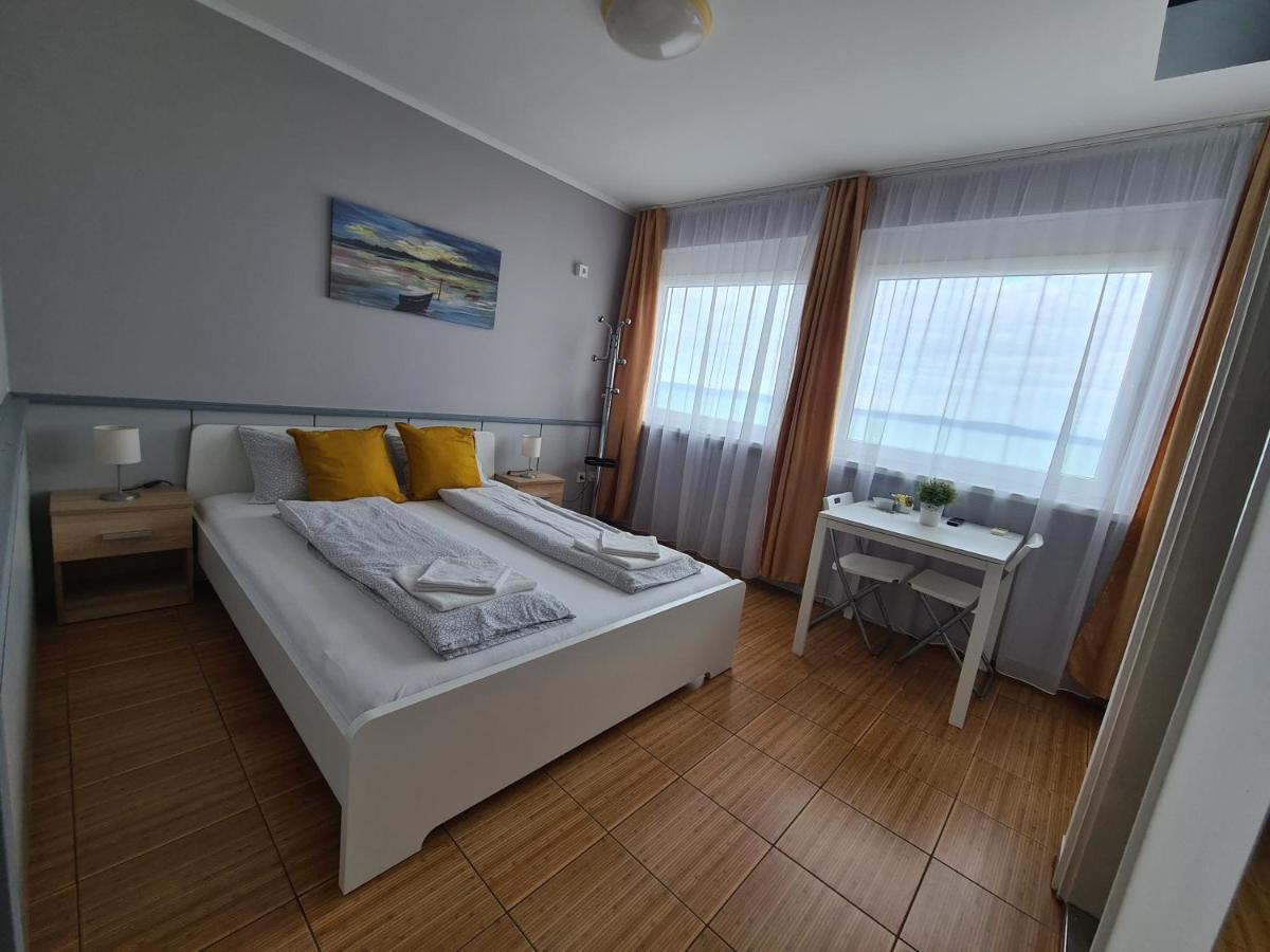 Surman Apartmanok Siofok Ngoại thất bức ảnh