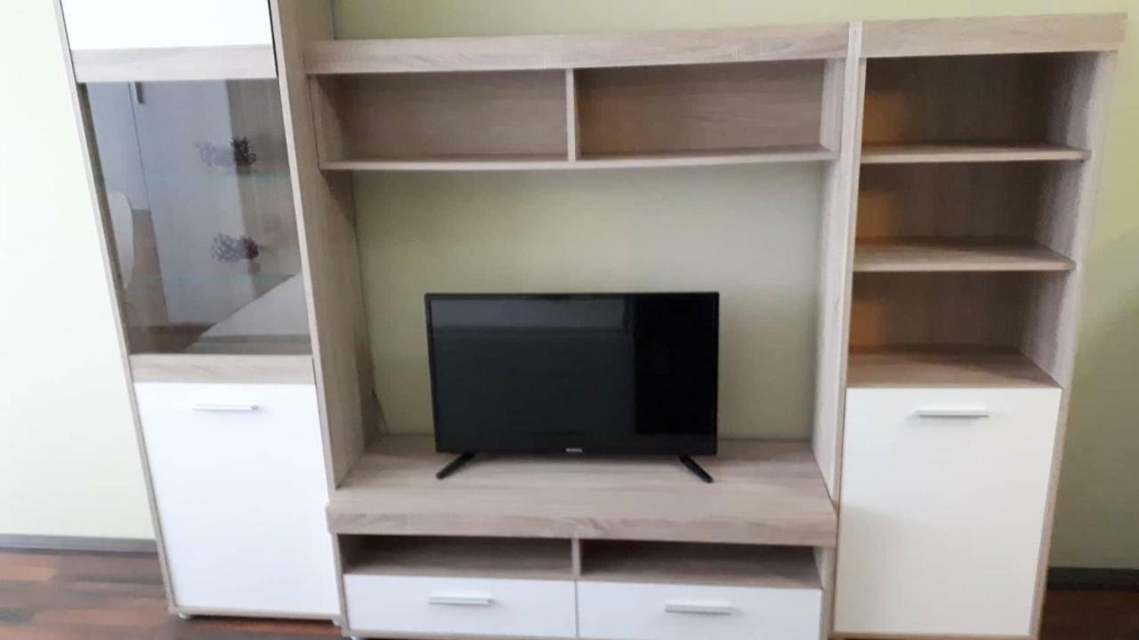 Surman Apartmanok Siofok Ngoại thất bức ảnh